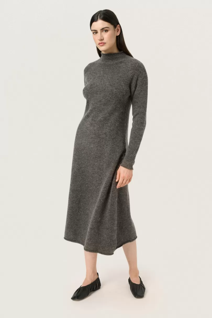 Soaked In Luxury Holiday Bliss | Wool Edit-SLMiya Klänning